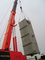 珠海天然氣液化項目冷箱、吸收塔設(shè)備安裝工程